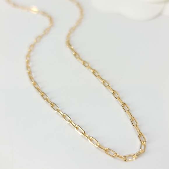 18K Gold Filled Dainty Paperclip Chain Necklace - Picture 2 of 8